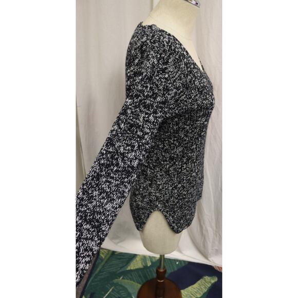 Guess Sweater Black Grey White Size Small Long Sleeves (13) - Picture 3 of 12